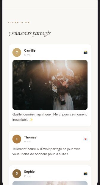 Album photo collaboratif d'un événement affiché sur smartphone, mosaïque de photos partagées par les invités en temps réel